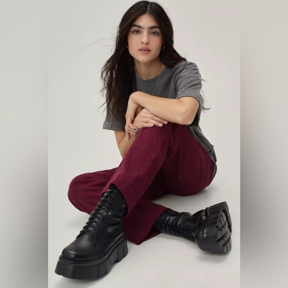 Nasty Gal Pants - NWT Nasty Gal Corduroy Wide Leg Trouser Rust Burgundy Sz L